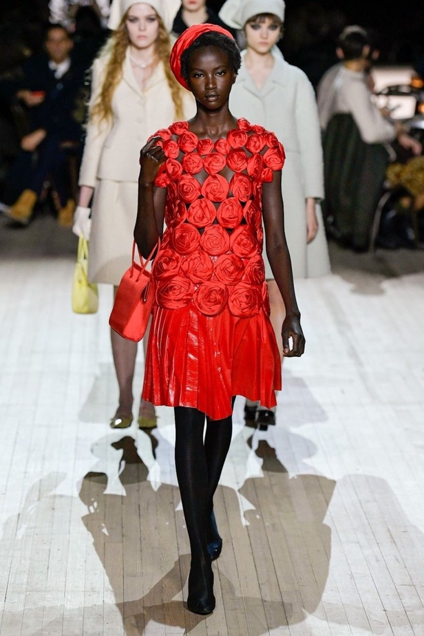 عرض ازياء MARC JACOBS لخريف وشتاء2020/2021  