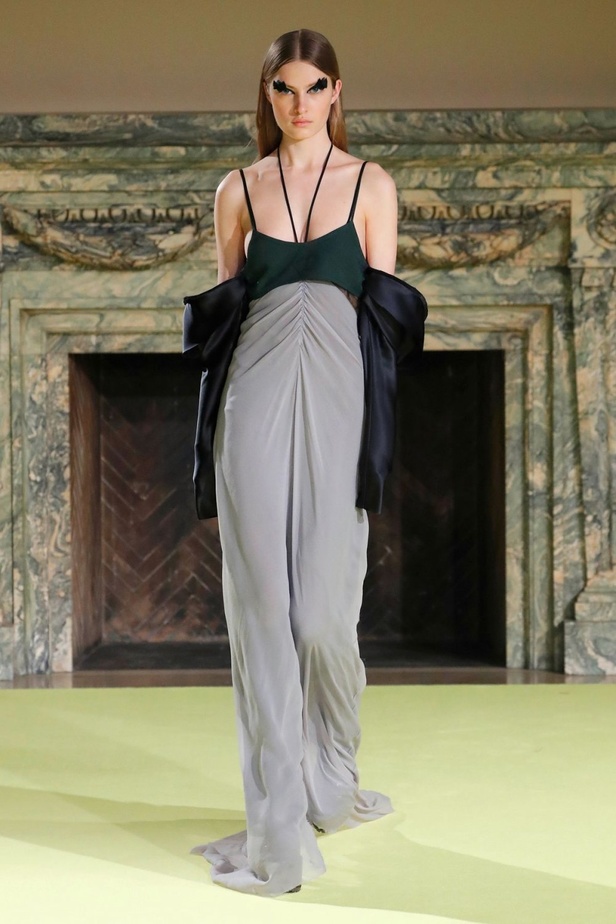 عرض أزياء VERA WANG لخريف وشتاء2020/2021 بنيويورك 