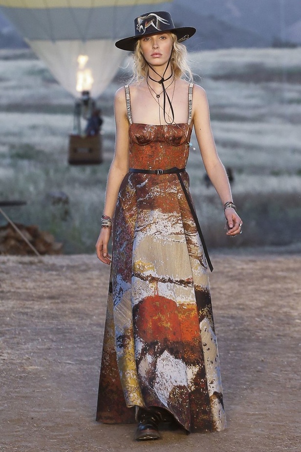 مجموعة ديور كروز 2018