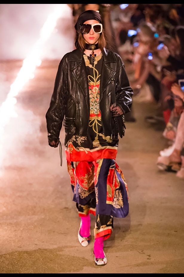 مجموعة Gucci كروز 2019.. مزج بين الأزياء المدنية الرياضية والتصاميم القوطية والدينية