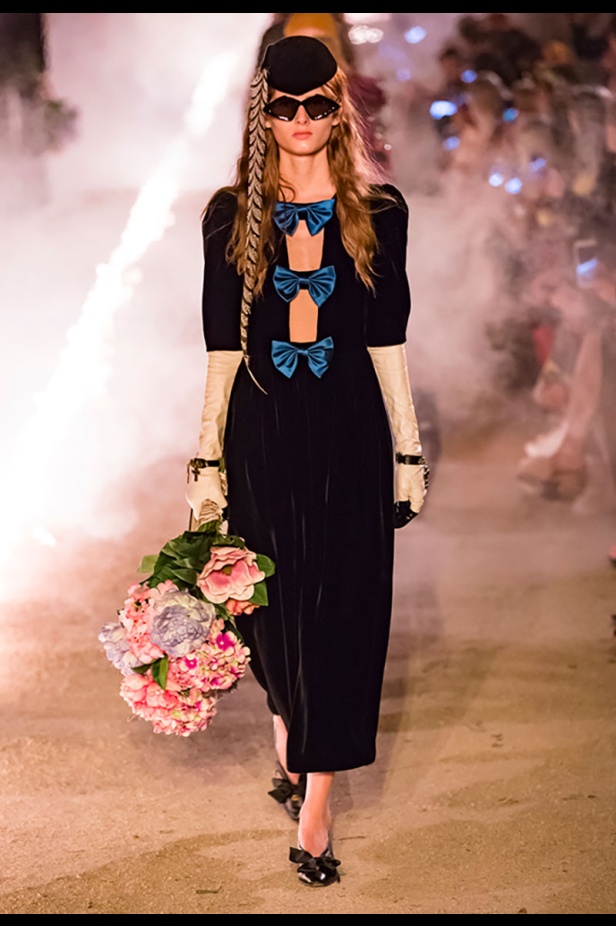 مجموعة Gucci كروز 2019.. مزج بين الأزياء المدنية الرياضية والتصاميم القوطية والدينية