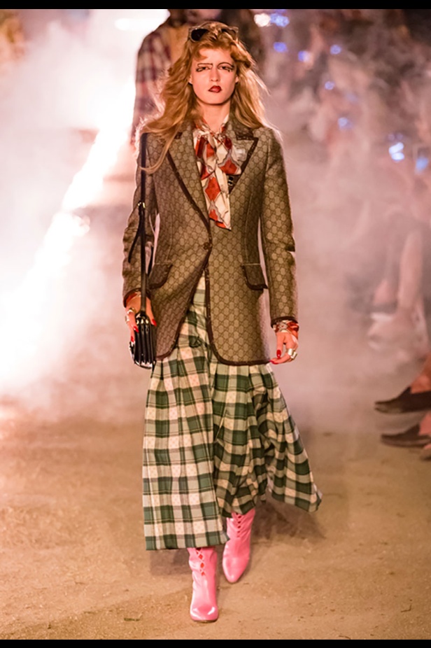 مجموعة Gucci كروز 2019.. مزج بين الأزياء المدنية الرياضية والتصاميم القوطية والدينية