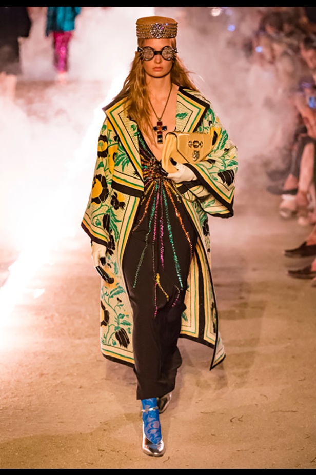 مجموعة Gucci كروز 2019.. مزج بين الأزياء المدنية الرياضية والتصاميم القوطية والدينية