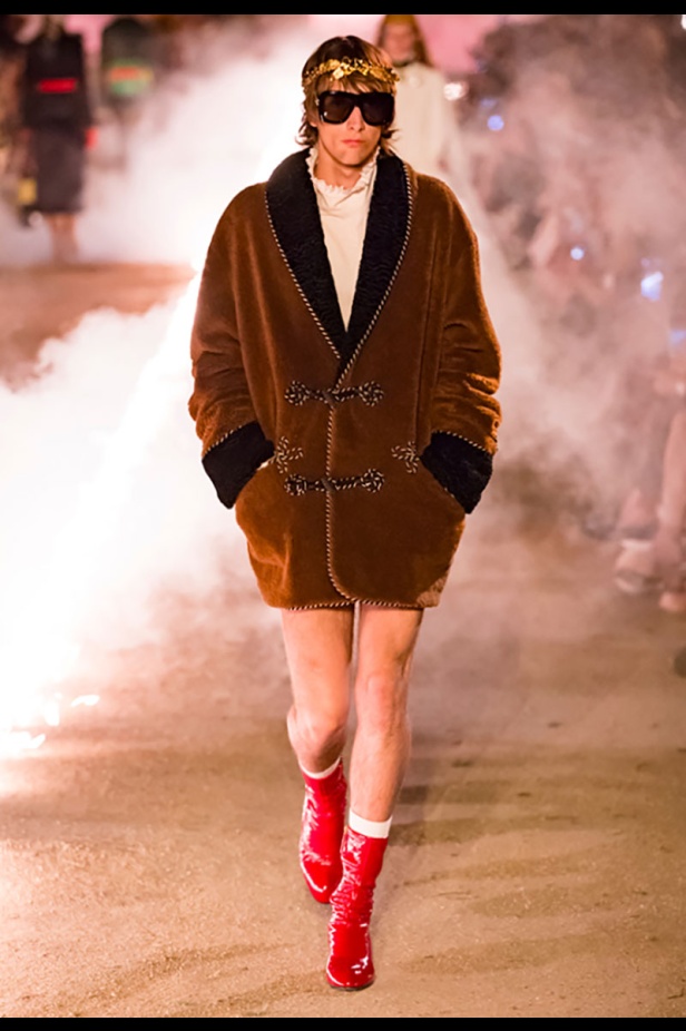 مجموعة Gucci كروز 2019.. مزج بين الأزياء المدنية الرياضية والتصاميم القوطية والدينية