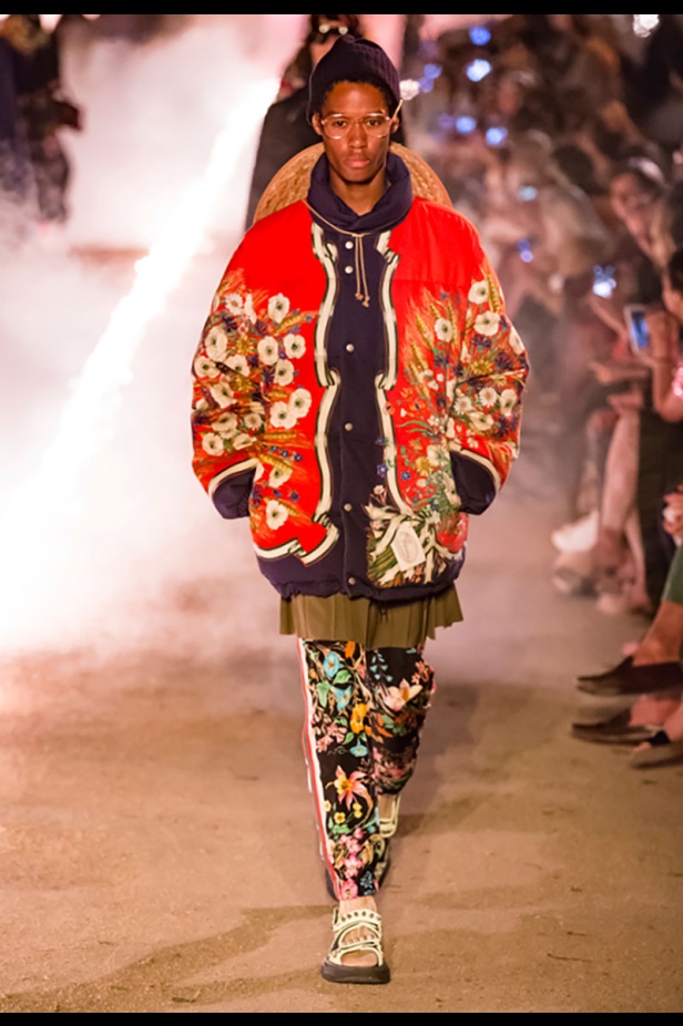 مجموعة Gucci كروز 2019.. مزج بين الأزياء المدنية الرياضية والتصاميم القوطية والدينية