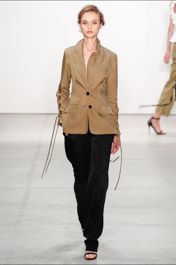 مجموعة ماريسا ويب لموسم ربيع وصيف 2017