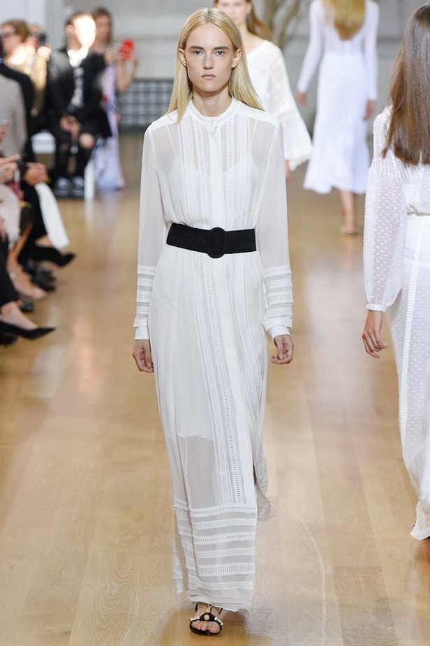 مجموعة اوسكار دي لا رنتا لموسم ربيع وصيف 2017