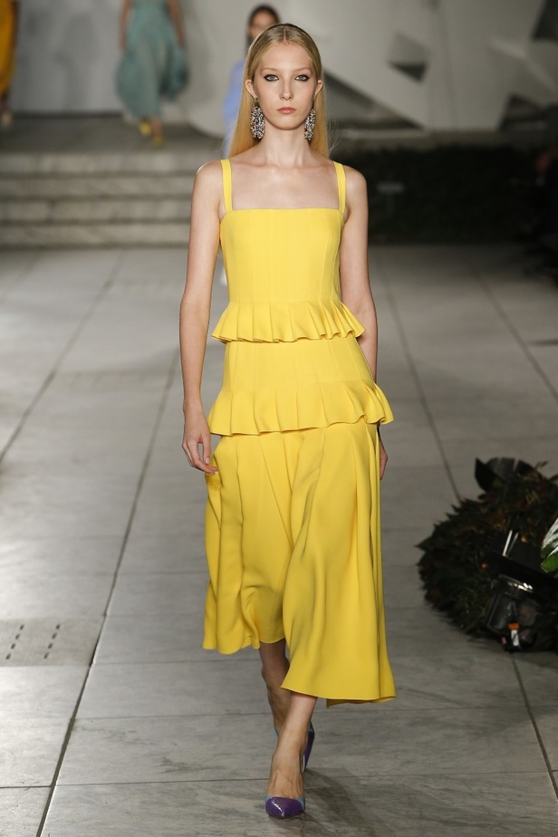 مجموعة كارولينا هيريرا لموسم ربيع وصيف 2018