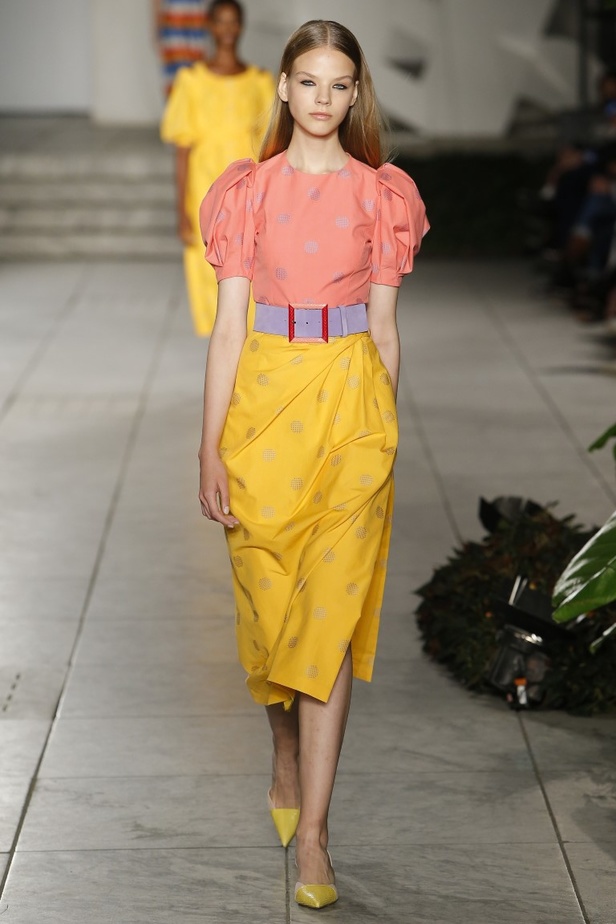 مجموعة كارولينا هيريرا لموسم ربيع وصيف 2018