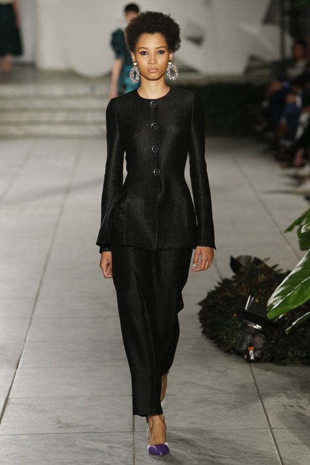 مجموعة كارولينا هيريرا لموسم ربيع وصيف 2018