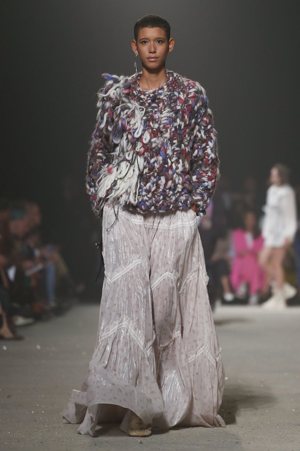 عرض ازياء كوتش لموسم ربيع وصيف 2019