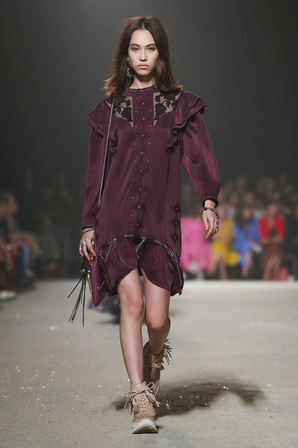 عرض ازياء كوتش لموسم ربيع وصيف 2019