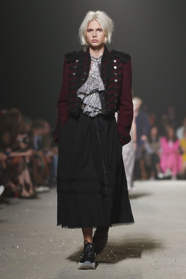 عرض ازياء كوتش لموسم ربيع وصيف 2019