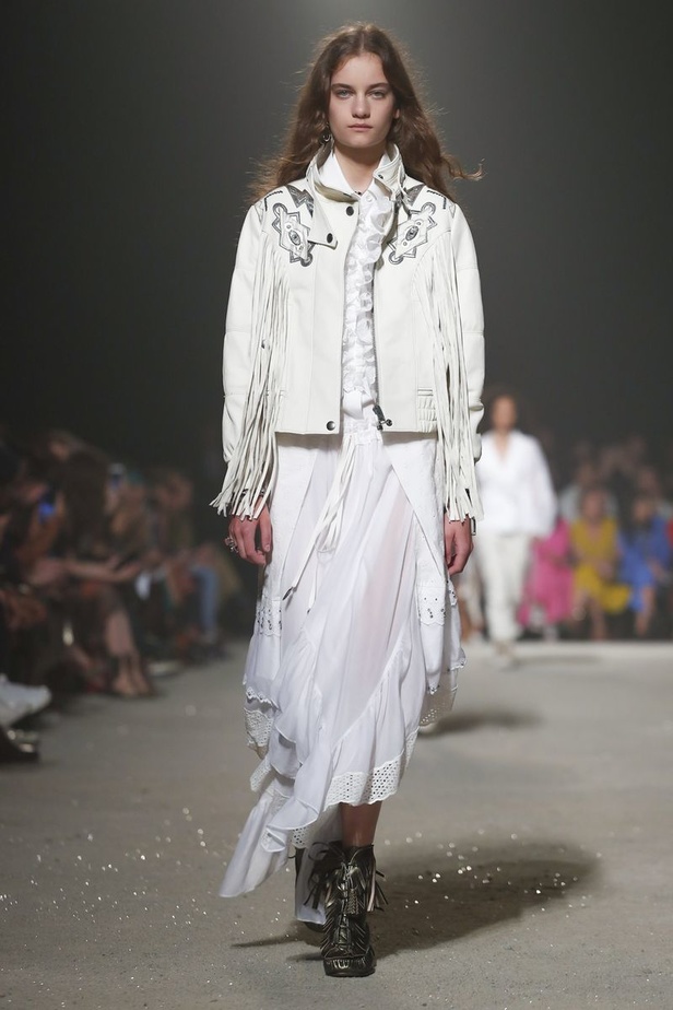 عرض ازياء كوتش لموسم ربيع وصيف 2019