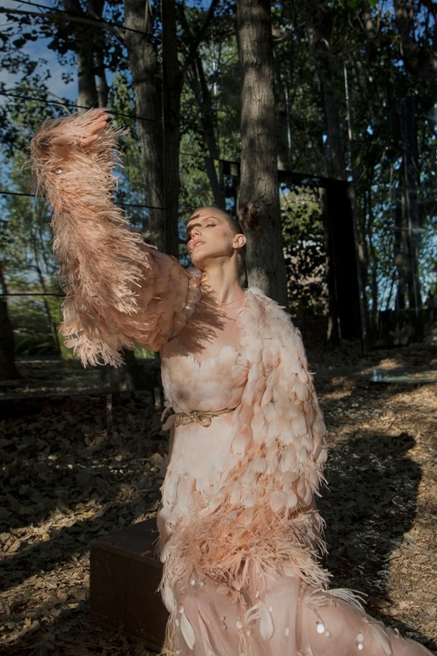 مجموعة ايلي صعب للهوت كوتور خريف وشتاء 2020 بعنوان بيروت نبع الحياة