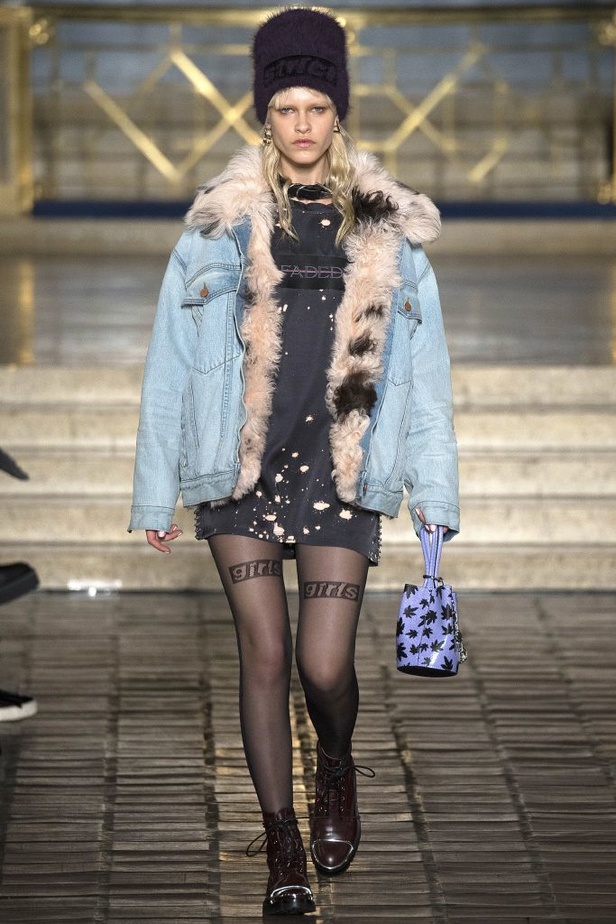 مجموعة الكسندر وانغ للألبسة الجاهزة لخريف وشتاء 2016