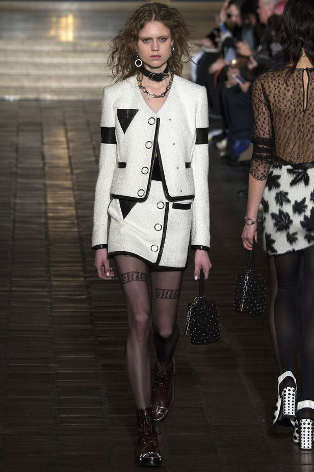 مجموعة الكسندر وانغ للألبسة الجاهزة لخريف وشتاء 2016