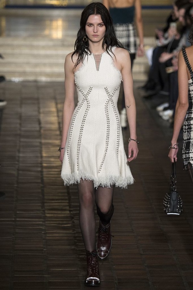 مجموعة الكسندر وانغ للألبسة الجاهزة لخريف وشتاء 2016