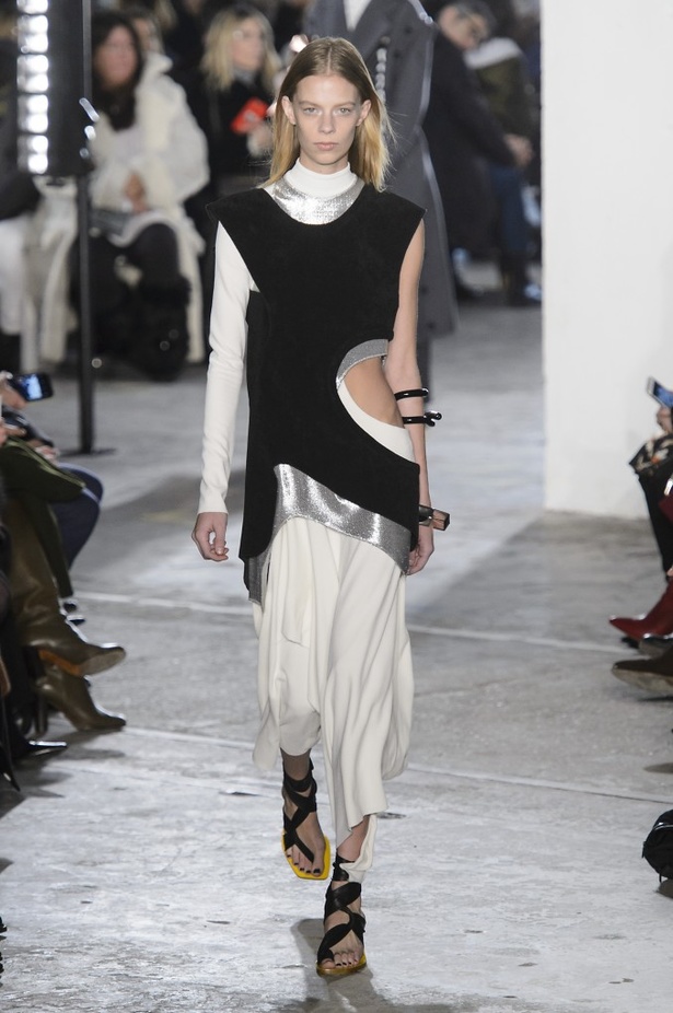  مجموعة Proenza Schouler لخريف وشتاء 2017