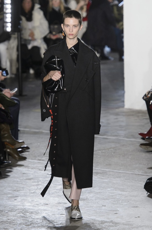  مجموعة Proenza Schouler لخريف وشتاء 2017