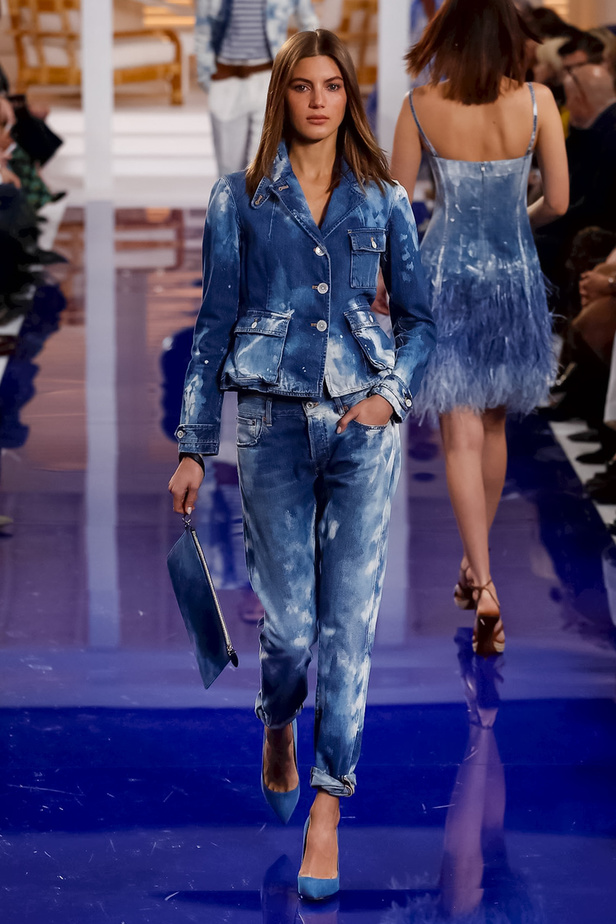 عرض أزياء رالف لورين مباشرة من أسبوع نيويورك للموضة