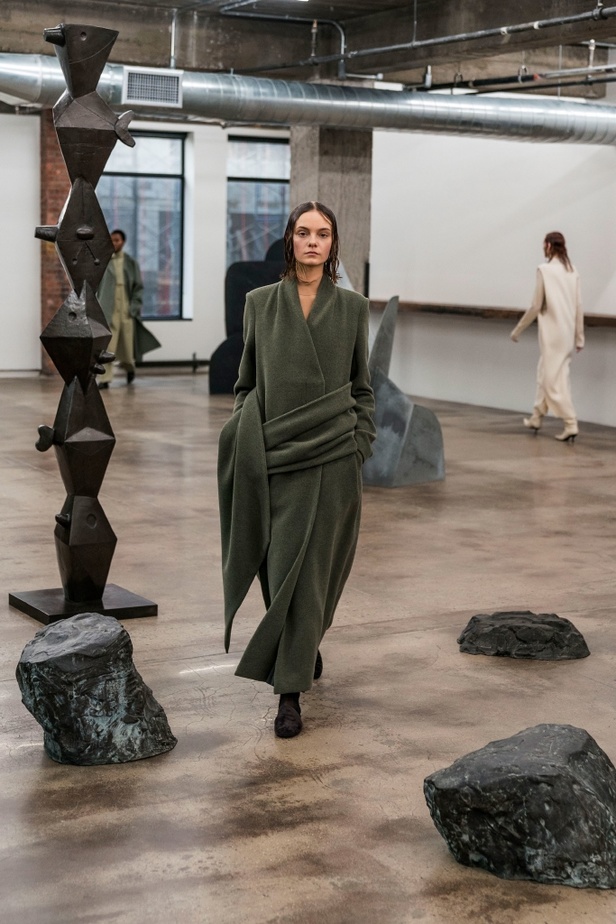 عرض أزياء The Row لخريف وشتاء 2018 !