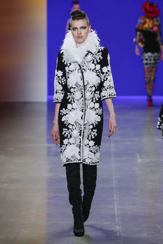 عرض أزياء Naeem Khan لخريف وشتاء ٢٠١٩ !