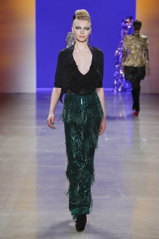 عرض أزياء Naeem Khan لخريف وشتاء ٢٠١٩ !