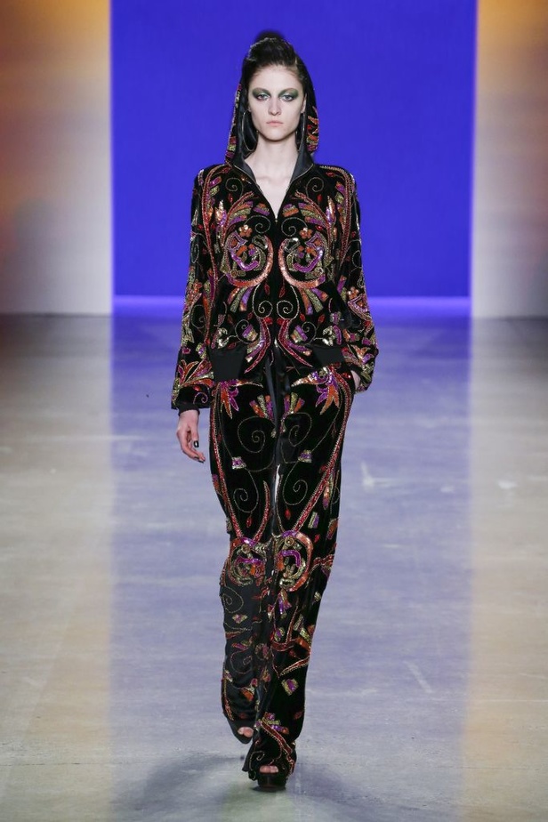 عرض أزياء Naeem Khan لخريف وشتاء ٢٠١٩ !