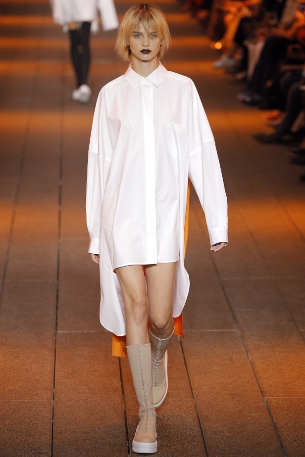 مجموعة DKNY لربيع وصيف 2017..