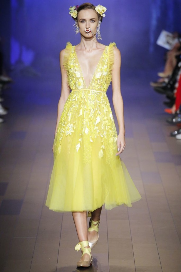 مجموعة نعيم خان Naeem Khan لربيع وصيف 2018