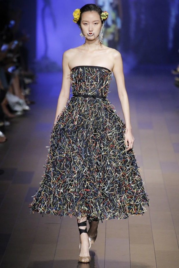 مجموعة نعيم خان Naeem Khan لربيع وصيف 2018