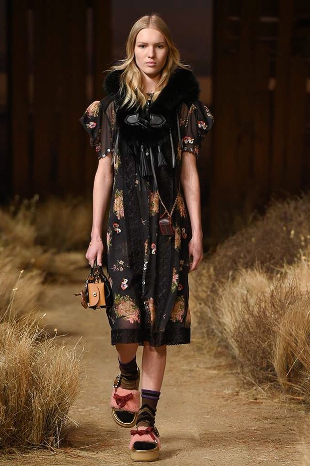 مجموعة Coach 1941  للأزياء الجاهزة  لخريف وشتاء ٢٠١٧ !