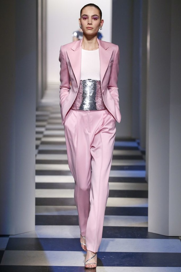 مجموعة اوسكار دي لارنتا لخريف 2017