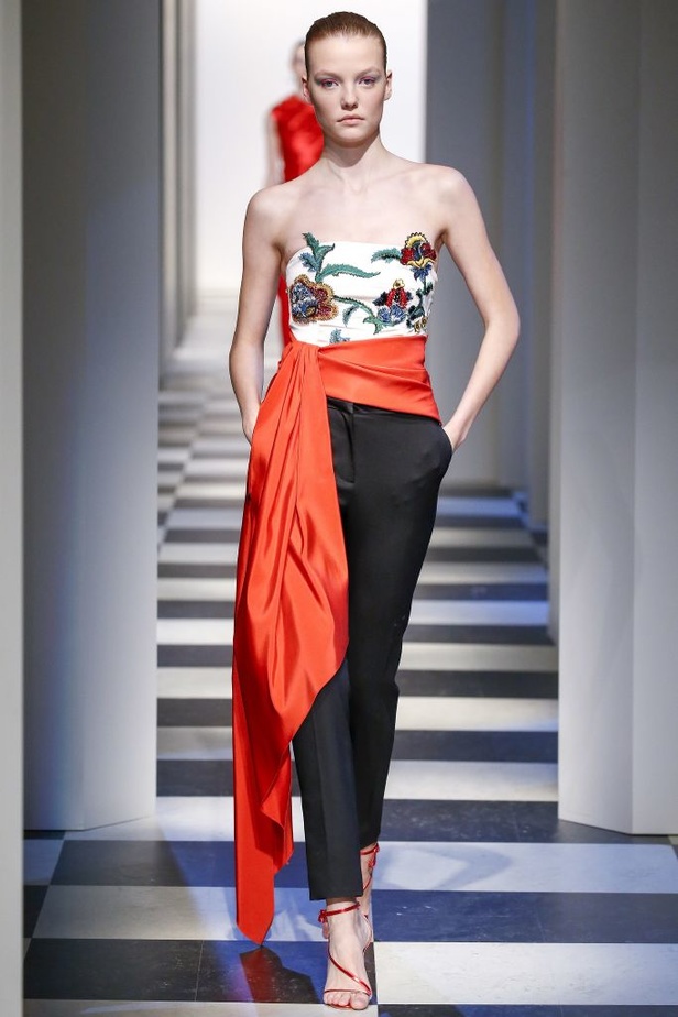 مجموعة اوسكار دي لارنتا لخريف 2017