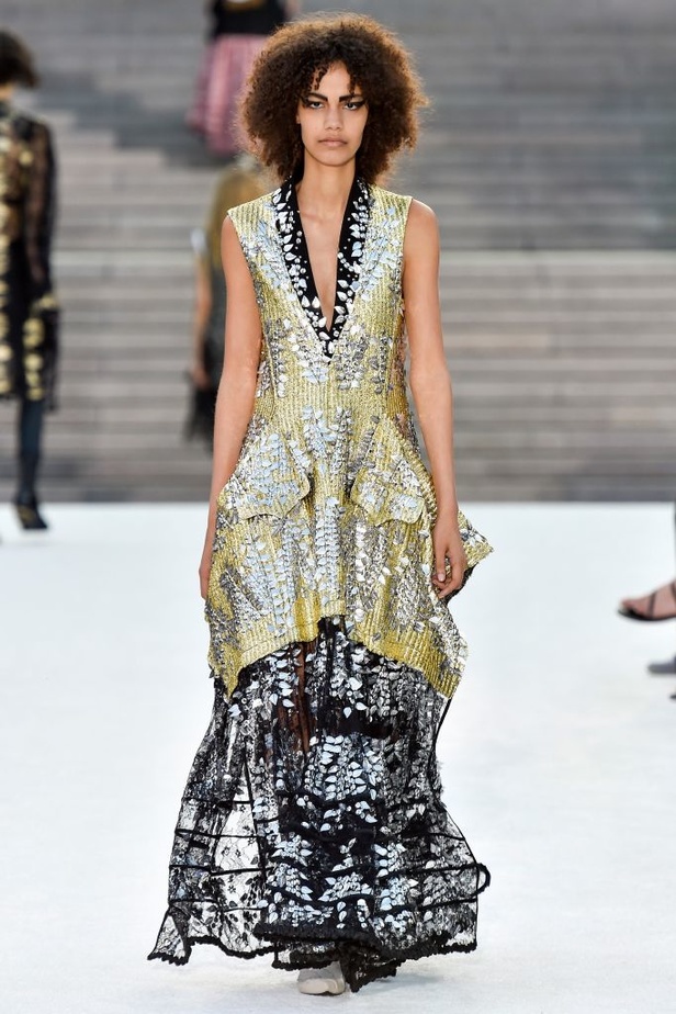 مجموعة "لويس فويتون" كروز 2018