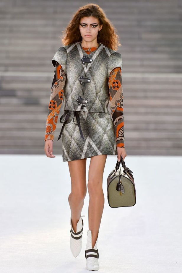 مجموعة "لويس فويتون" كروز 2018