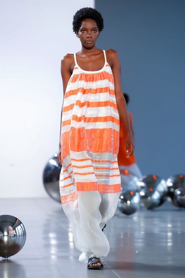 عرض أزياء نون باي نور لموسم ربيع وصيف 2020