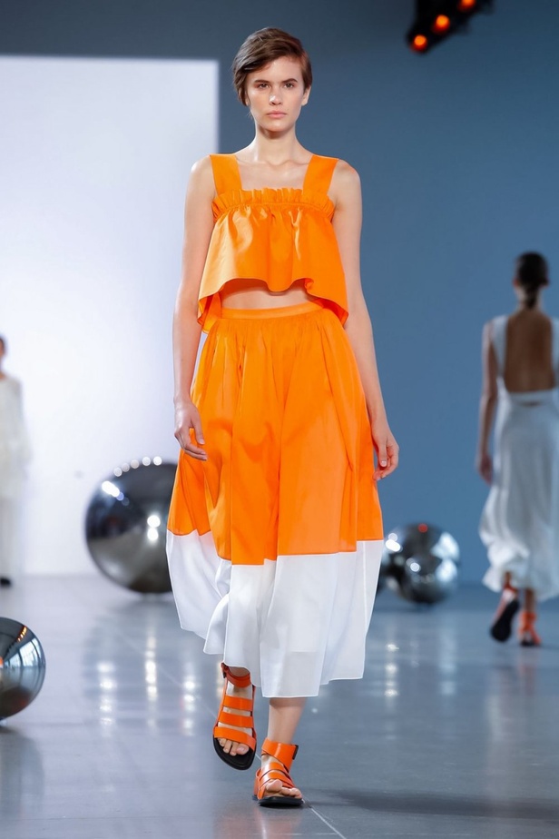 عرض أزياء نون باي نور لموسم ربيع وصيف 2020