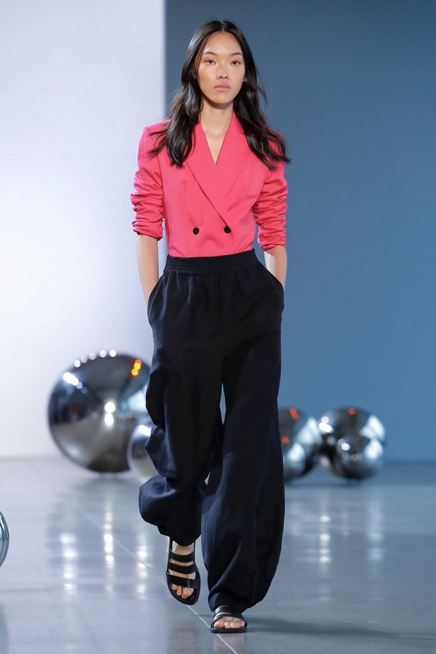 عرض أزياء نون باي نور لموسم ربيع وصيف 2020