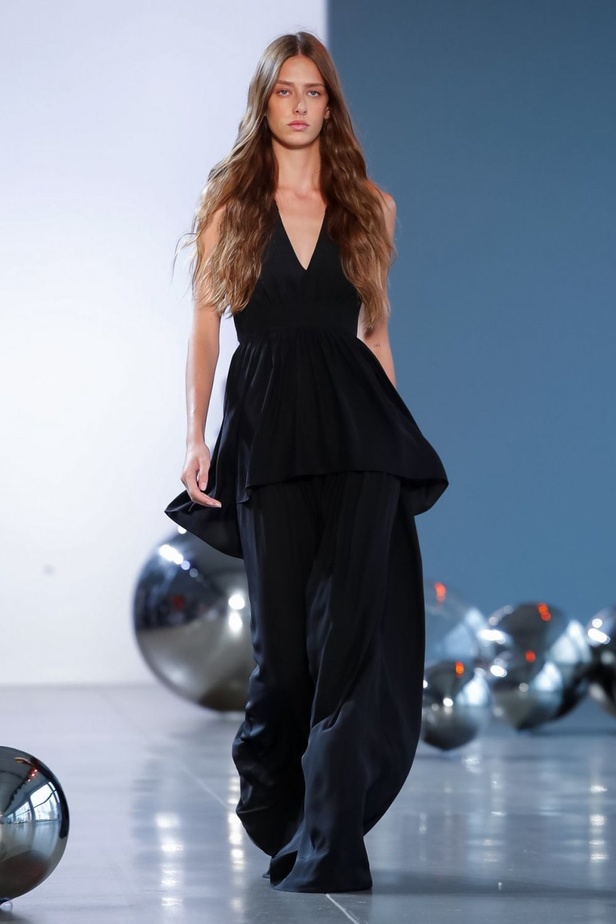 عرض أزياء نون باي نور لموسم ربيع وصيف 2020