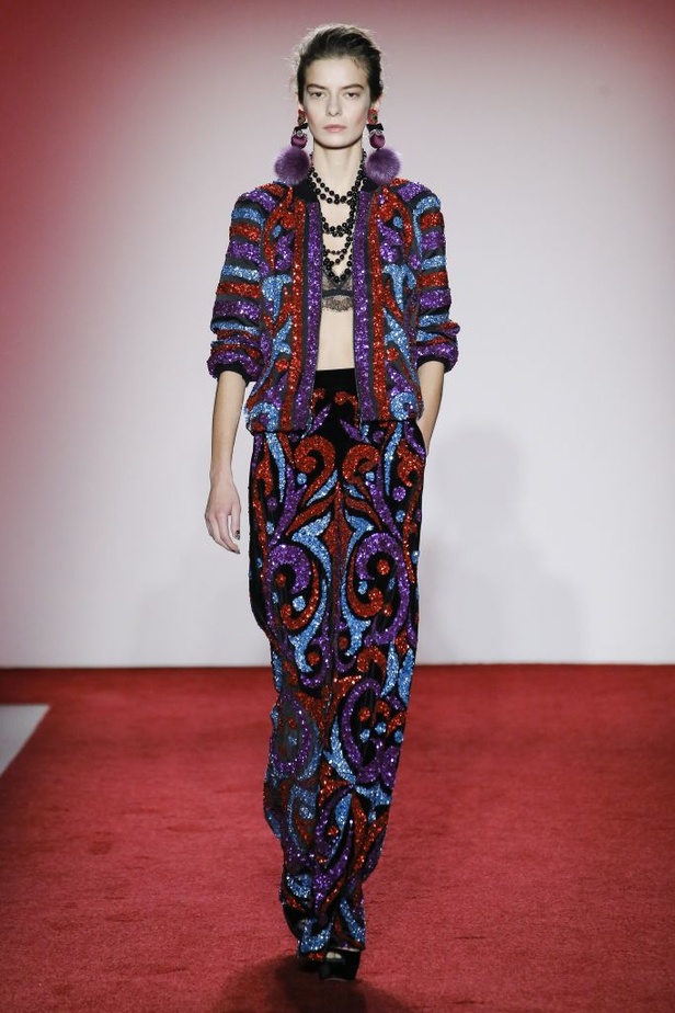 عرض أزياء نعيم خان لخريف وشتاء 2017