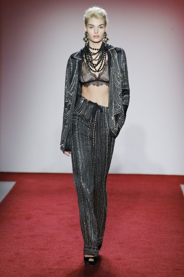 عرض أزياء نعيم خان لخريف وشتاء 2017