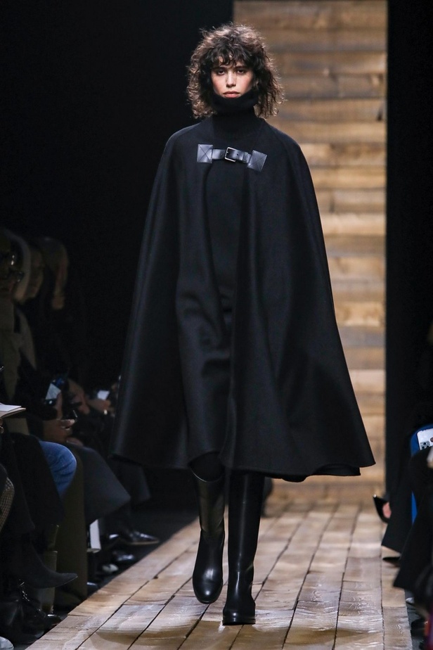  ازياء MICHAEL KORS لخريف وشتاء 2020-2021 خلال اسبوع الموضة في نيويورك 