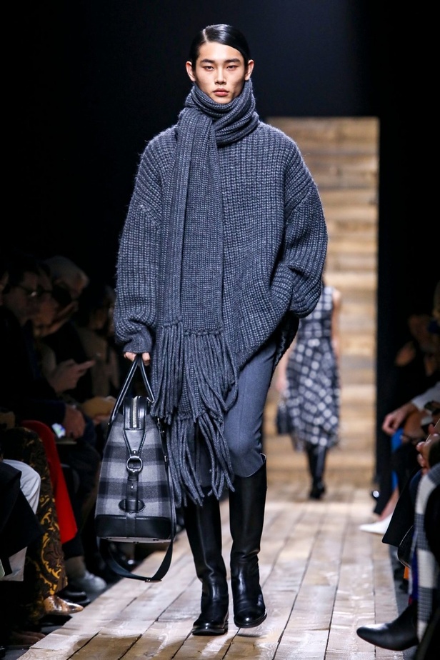  ازياء MICHAEL KORS لخريف وشتاء 2020-2021 خلال اسبوع الموضة في نيويورك 