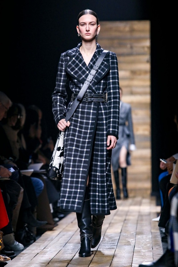  ازياء MICHAEL KORS لخريف وشتاء 2020-2021 خلال اسبوع الموضة في نيويورك 