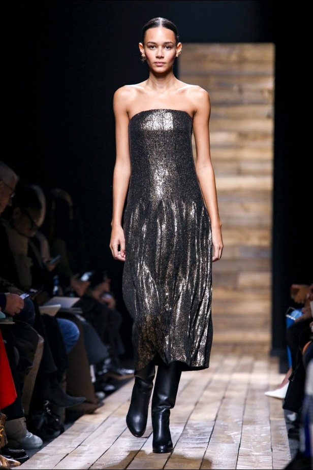  ازياء MICHAEL KORS لخريف وشتاء 2020-2021 خلال اسبوع الموضة في نيويورك 