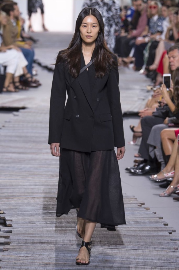 مجموعة مايكل كورس لربيع و صيف 2018