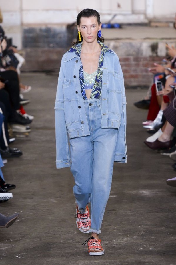 عرض أزياء House Of Holland لربيع ٢٠١٩ !