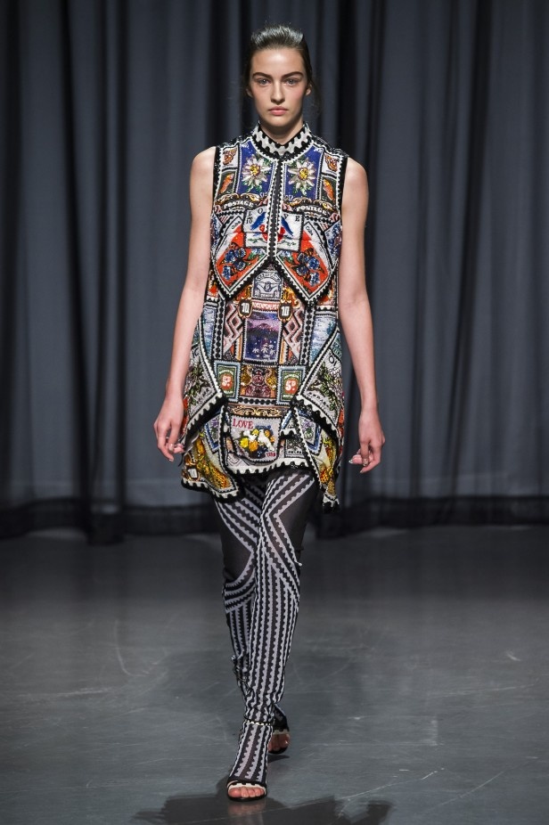 مجموعة Mary Katrantzou لربيع وصيف 2019